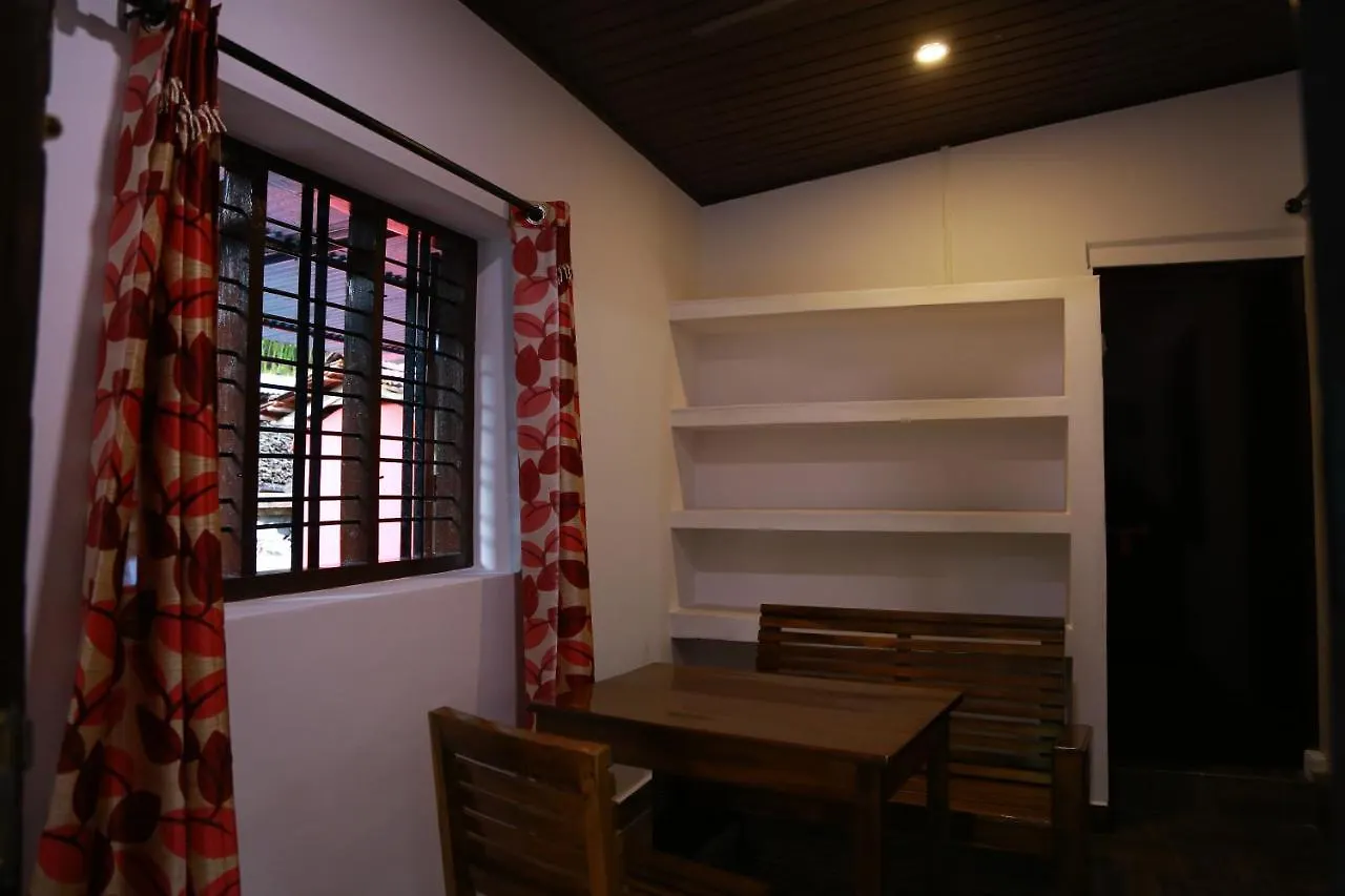 טקאדי Philip Mary Farm Stay הודו
