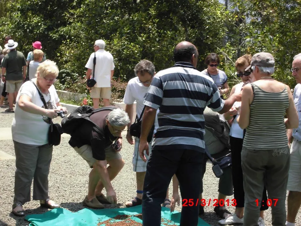 טקאדי Philip Mary Farm Stay