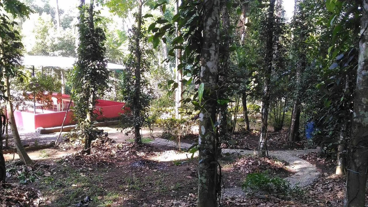 טקאדי Philip Mary Farm Stay